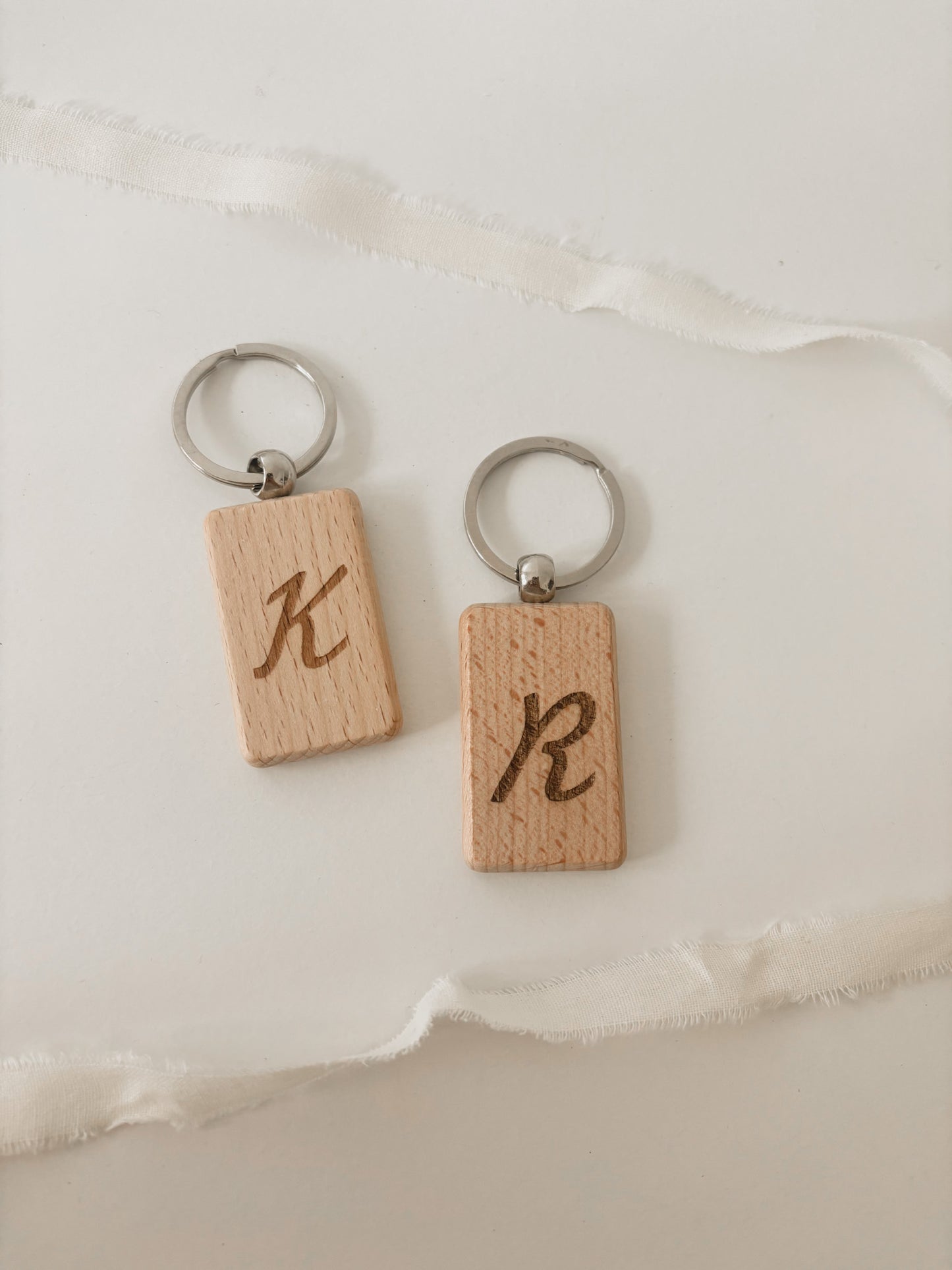 Sleutelhanger hout | gegraveerde letter of tekst