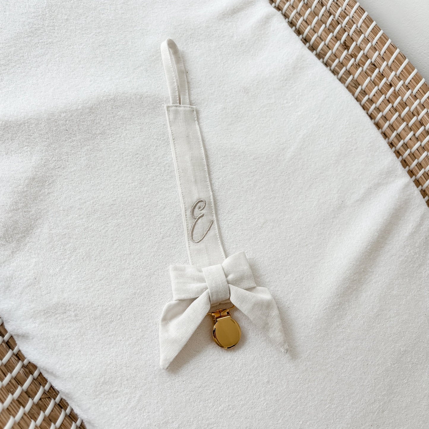 Speenkoord met strik - linnen wit